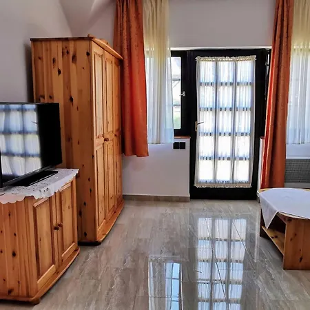 Daire Gemuetliche Fuer 3 Personen By Interhome